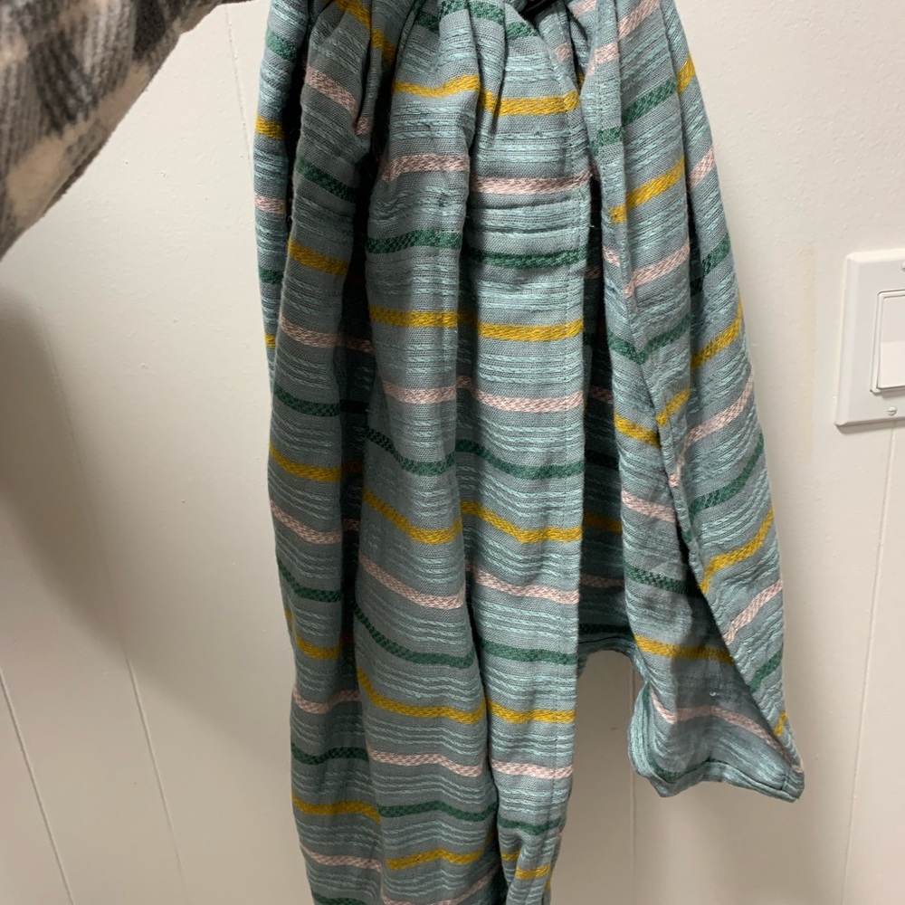 Kookaburra wild bird sling black ring and only worn once